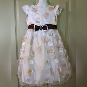 New with tags Classic Fashion Party Dress, T15